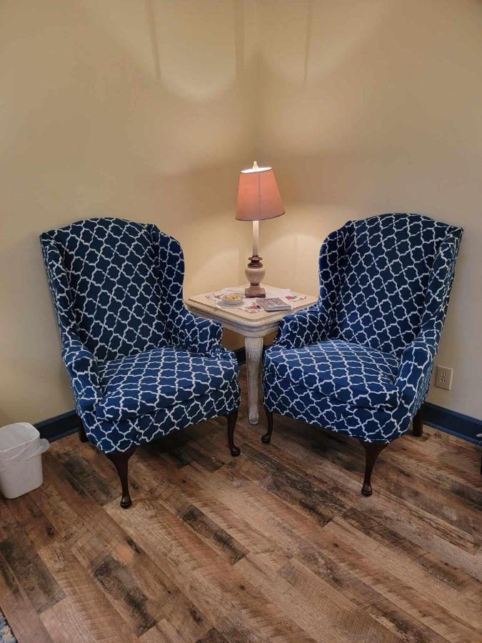 Moonlight Manor Bed & Breakfast Floyd Екстериор снимка