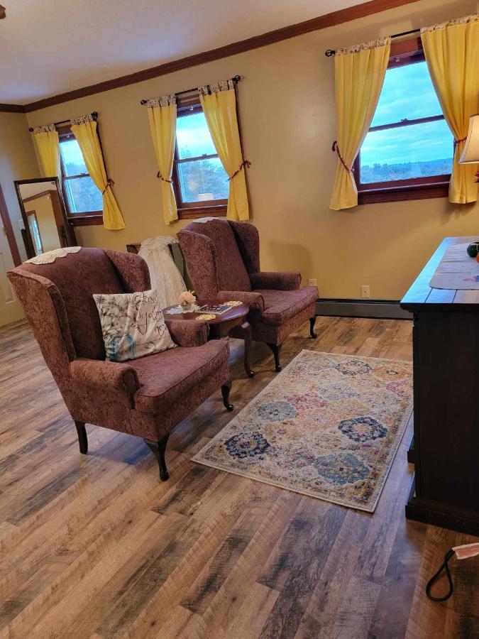 Moonlight Manor Bed & Breakfast Floyd Екстериор снимка